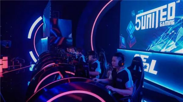 紧张与沉浸 紧张与沉浸