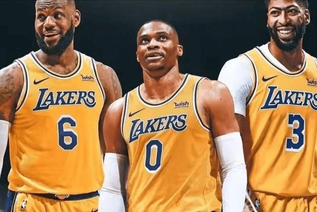 月租4万欧 月租4万欧