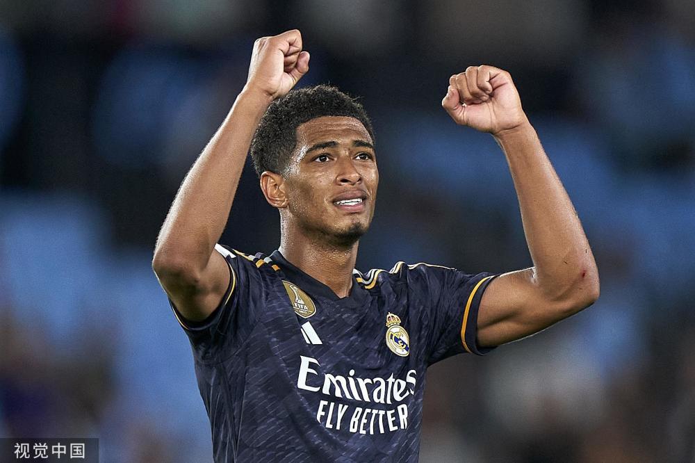 当聚光灯再 当聚光灯再